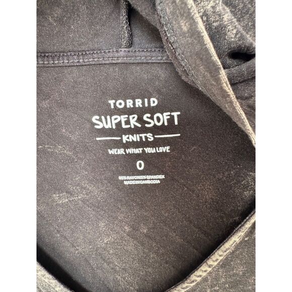 Torrid Badass Warrior Cancer Hoodie Top 0 0X XL Survivor - Picture 5 of 6